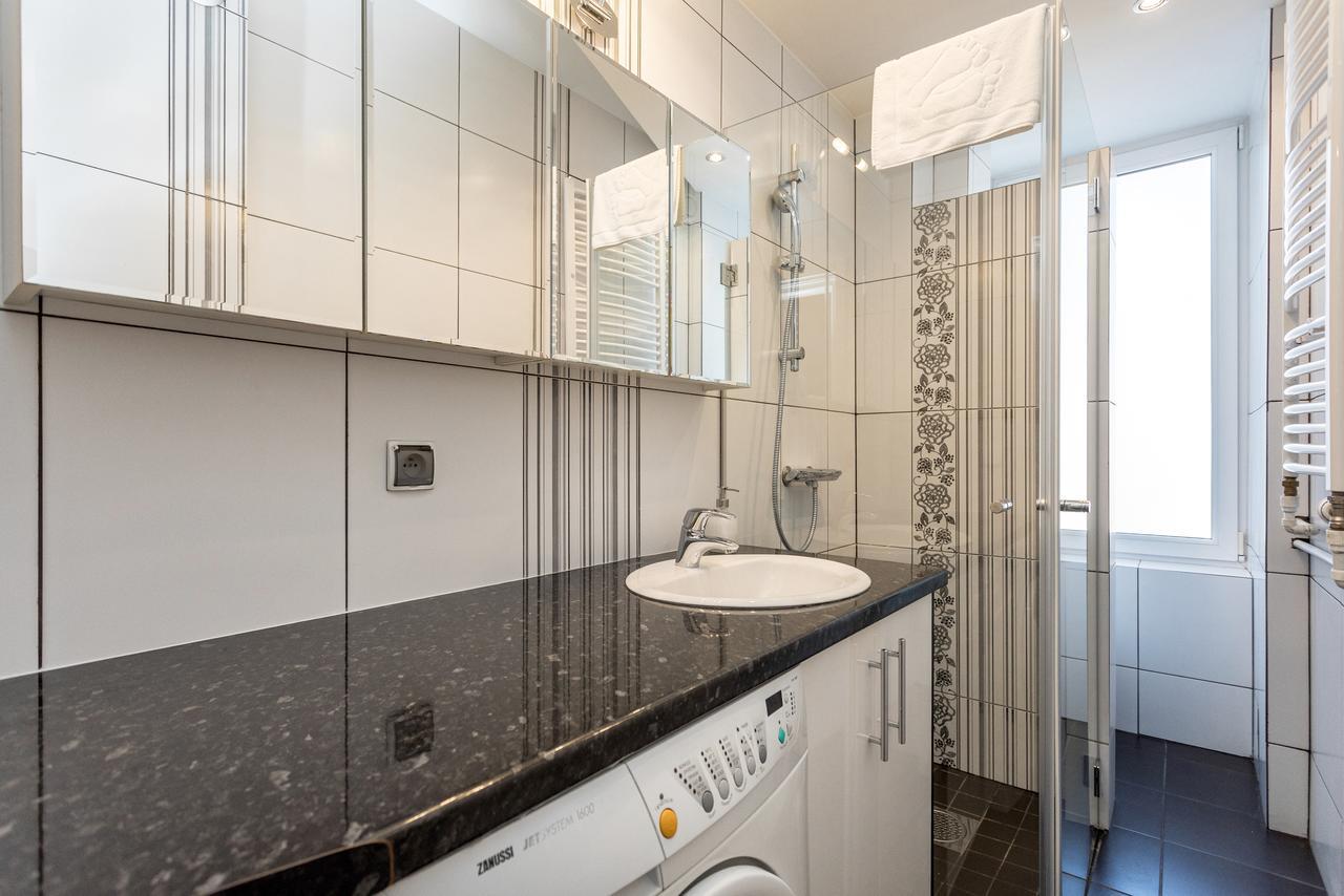 Apartament Chmielna By Your Freedom Warsawa Bagian luar foto